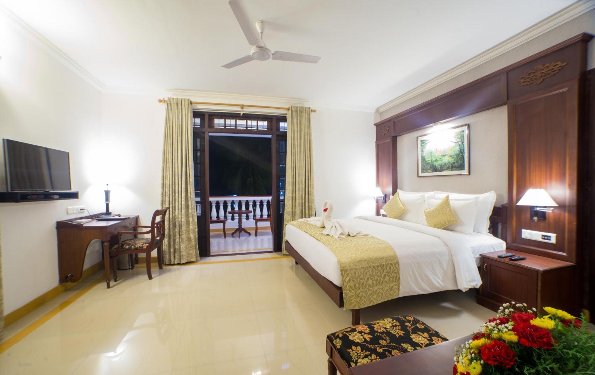 Rustic Leisures Llp Hotel Kochi Exterior foto