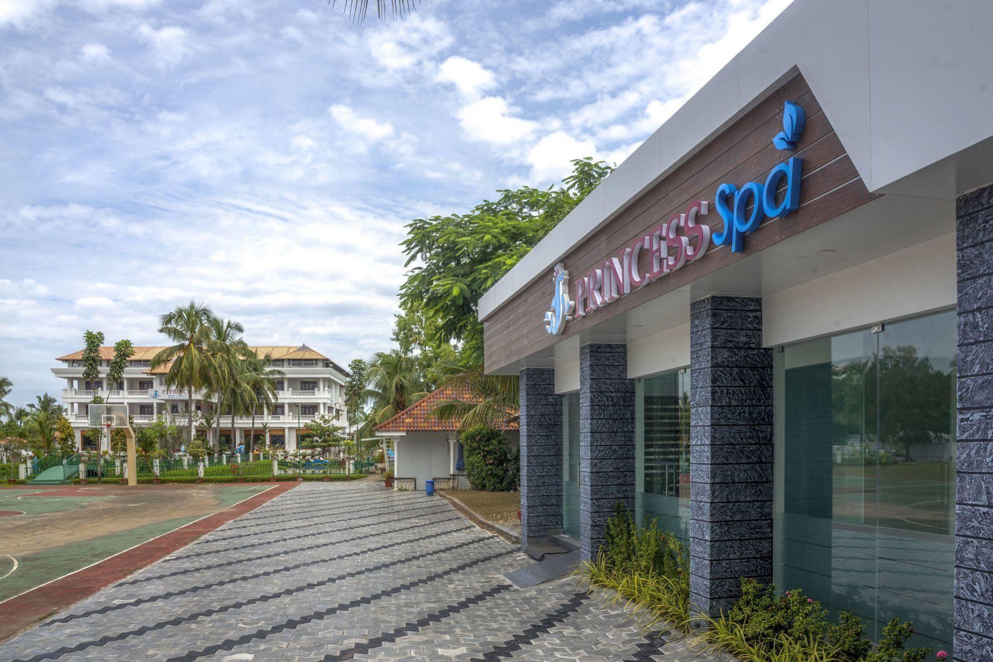 Rustic Leisures Llp Hotel Kochi Exterior foto